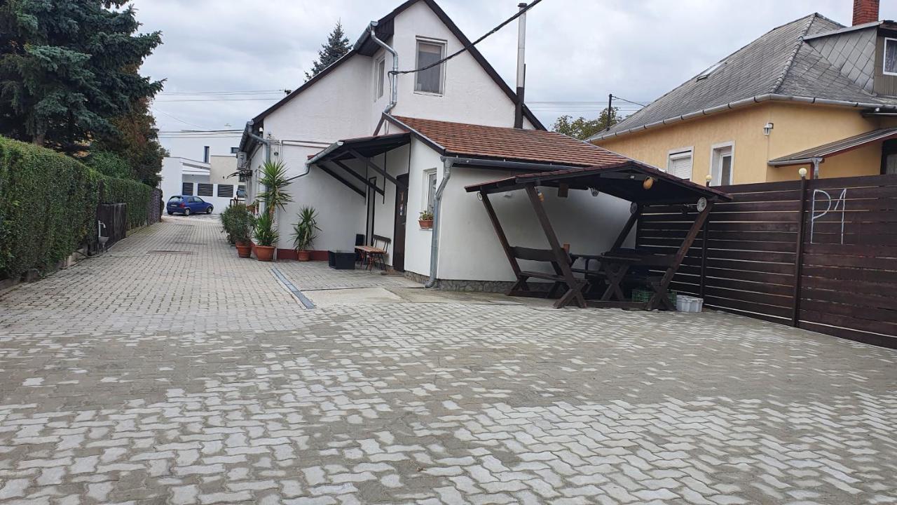Ruttkai Vendeghaz Apartment Szekesfehervar Luaran gambar