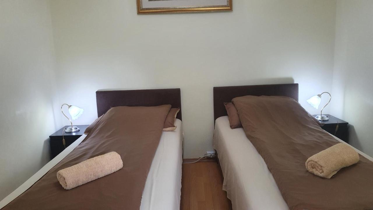 Ruttkai Vendeghaz Apartment Szekesfehervar Luaran gambar