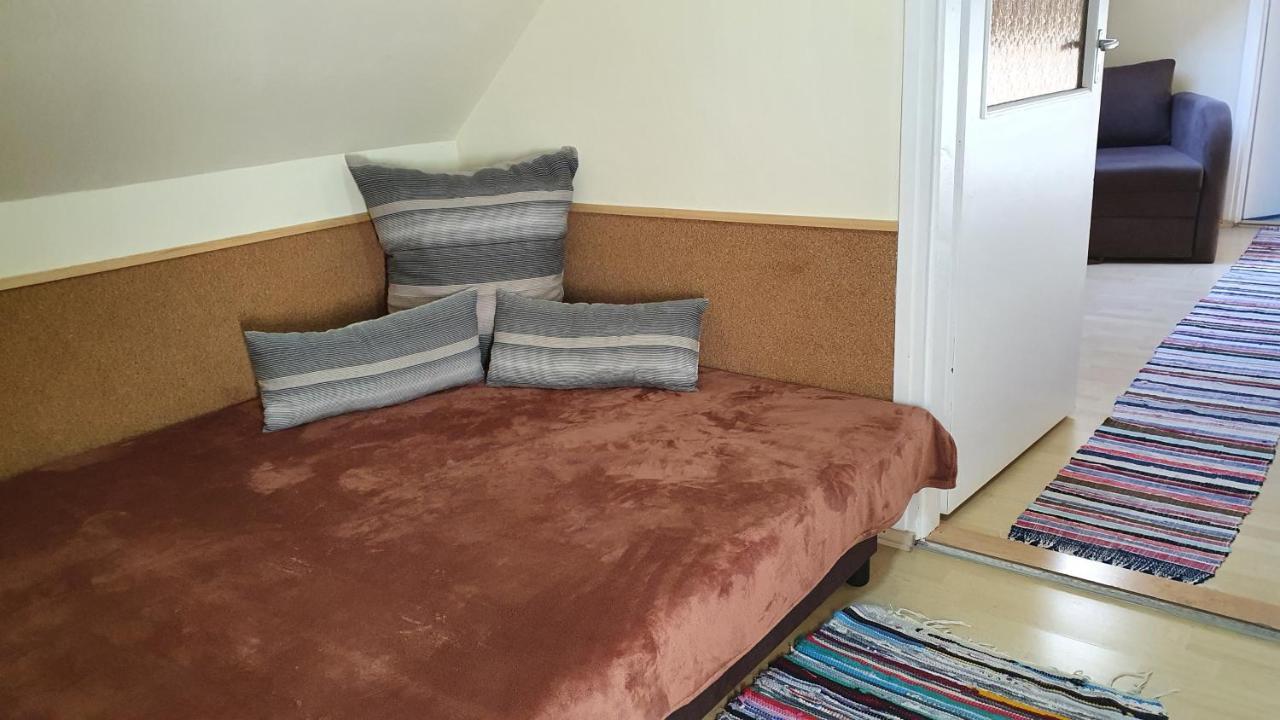 Ruttkai Vendeghaz Apartment Szekesfehervar Luaran gambar