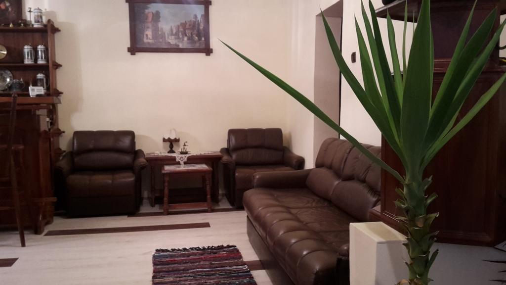 Ruttkai Vendeghaz Apartment Szekesfehervar Luaran gambar